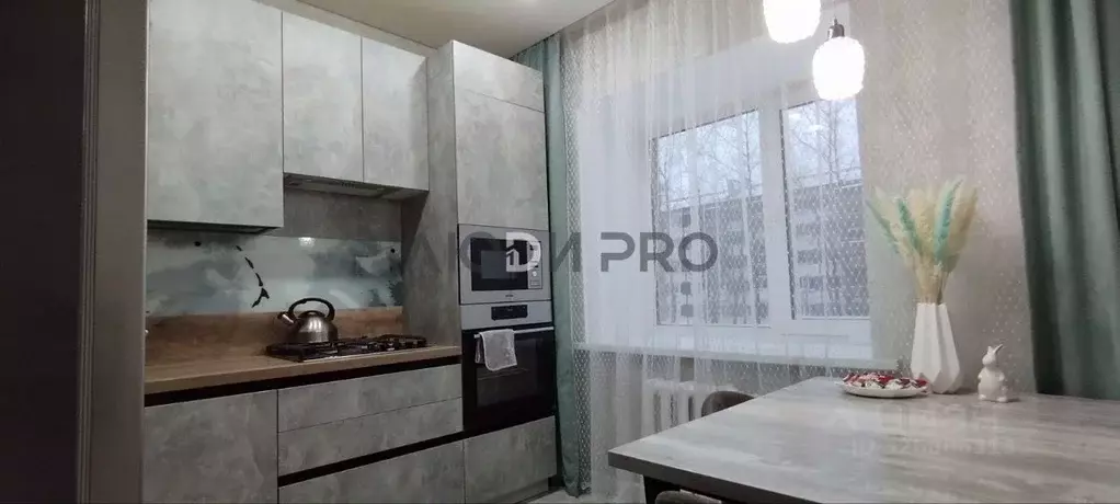 2-к кв. Коми, Сыктывкар ул. Димитрова, 17 (58.2 м) - Фото 1