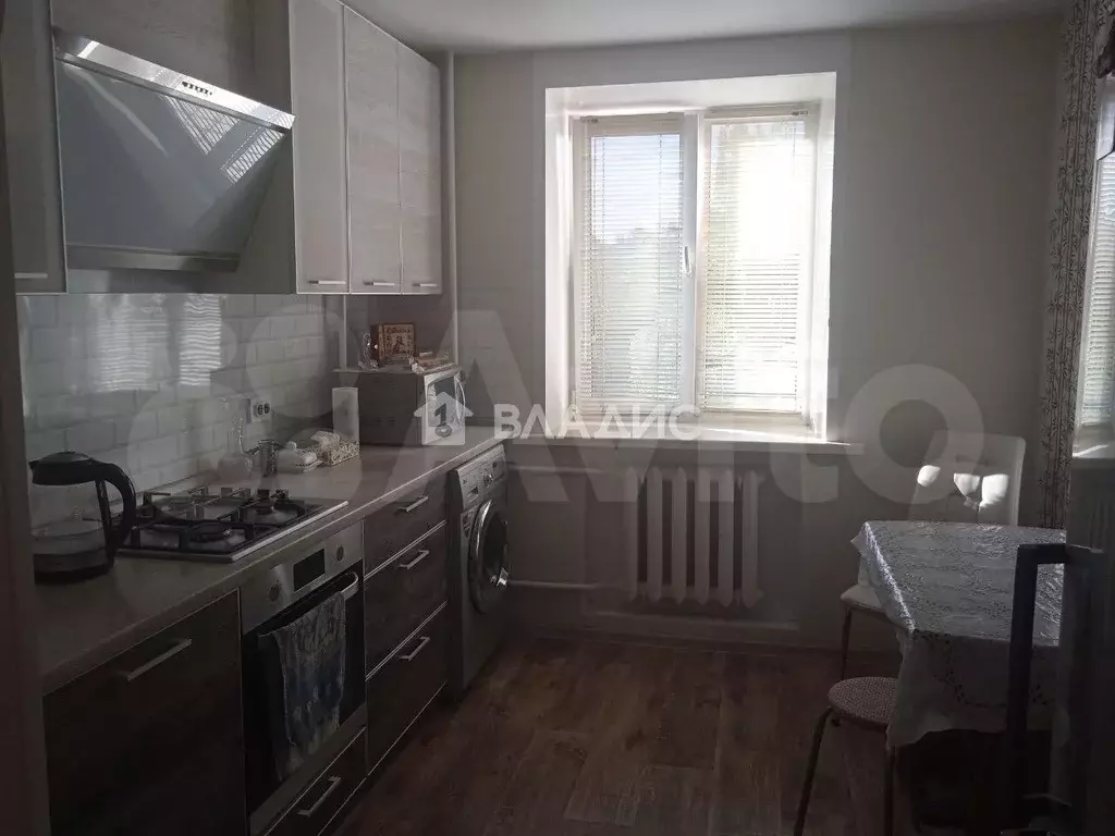 3-к. квартира, 62,1 м, 4/9 эт. - Фото 0