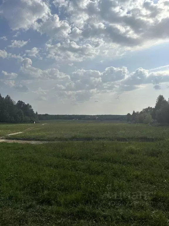 Участок в Московская область, Сергиево-Посадский городской округ, д. ... - Фото 0