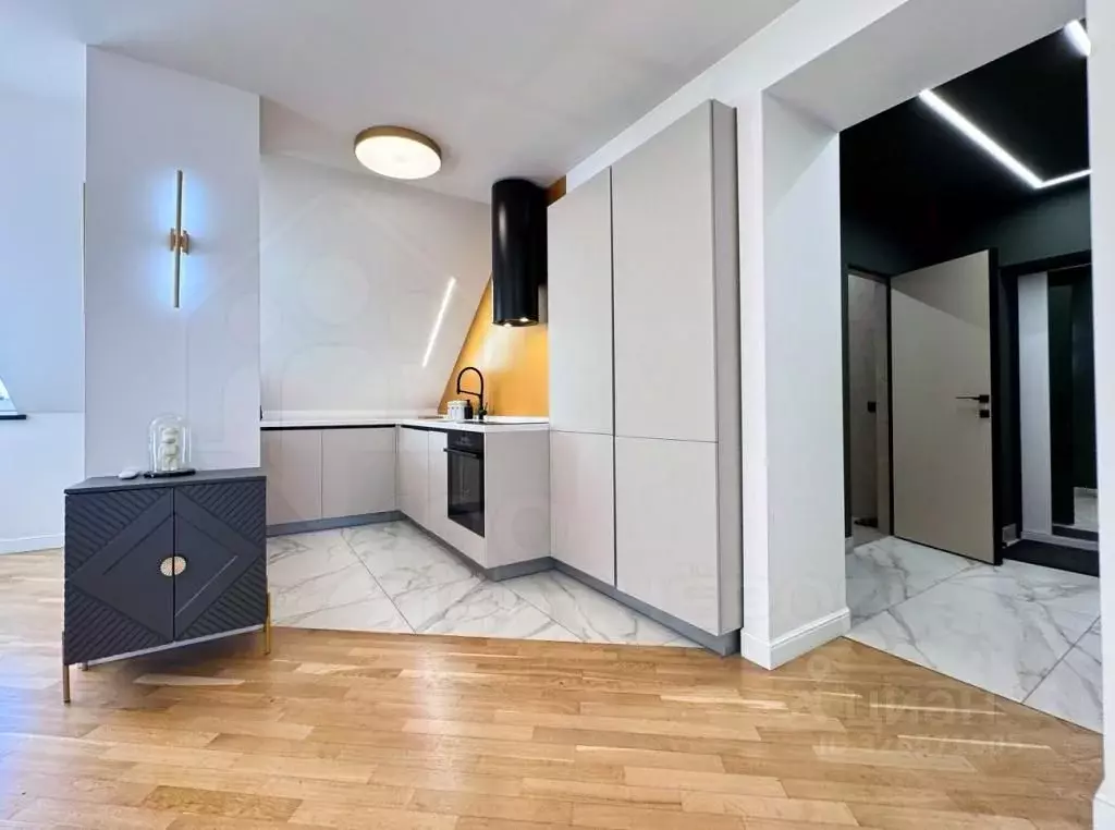 3-к кв. Иркутская область, Иркутск ул. Франк-Каменецкого, 8 (86.1 м) - Фото 1