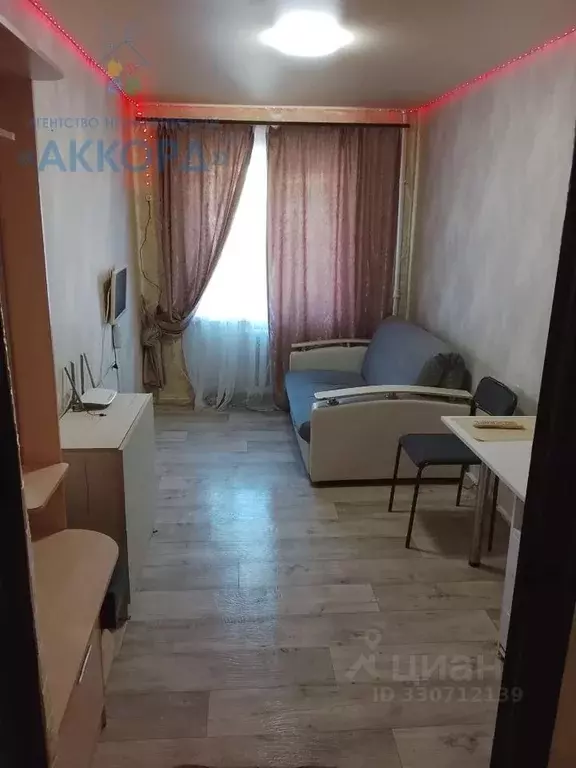 Комната Алтайский край, Барнаул Тимуровская ул., 19 (10.0 м) - Фото 1