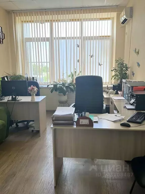 Офис в Волгоградская область, Волжский просп. Имени Ленина, 46 (24 м) - Фото 0