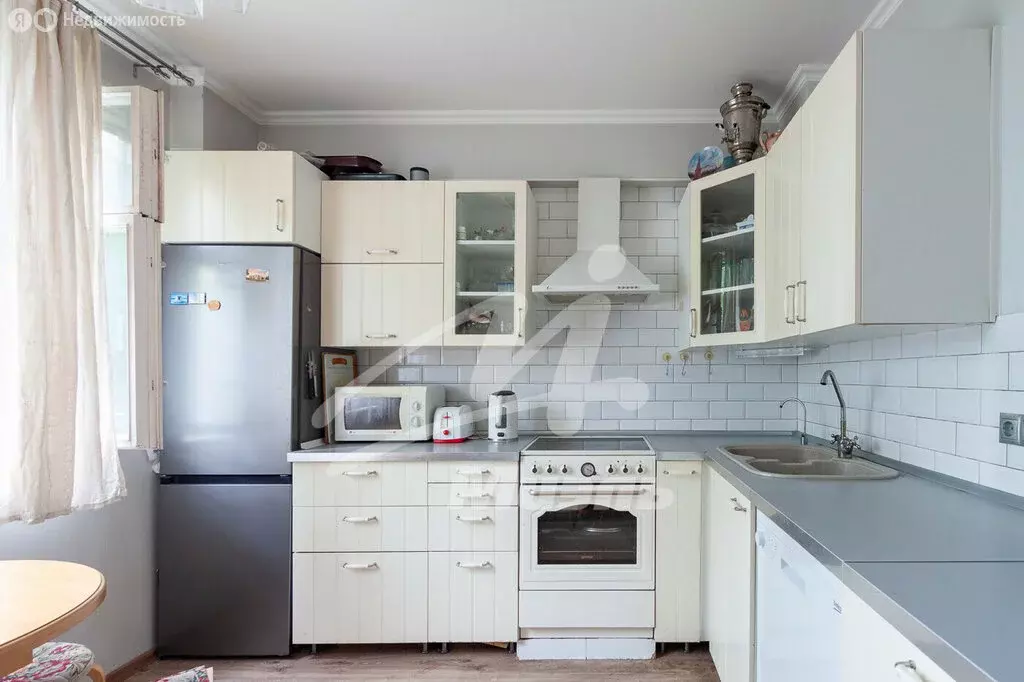 3-комнатная квартира: Москва, Базовская улица, 10 (73.7 м) - Фото 1