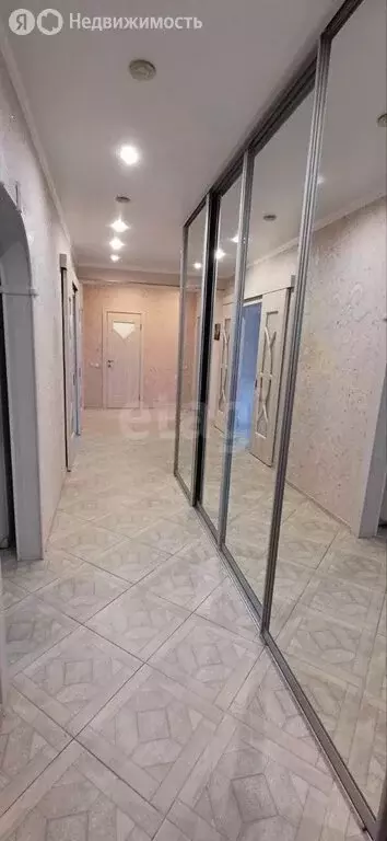 3-комнатная квартира: Калининград, Печатная улица, 21В (85.2 м) - Фото 1