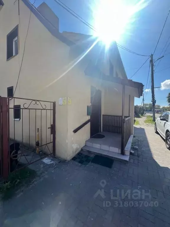 2-к кв. Калининградская область, Балтийск Садовая ул., 9 (55.0 м) - Фото 0