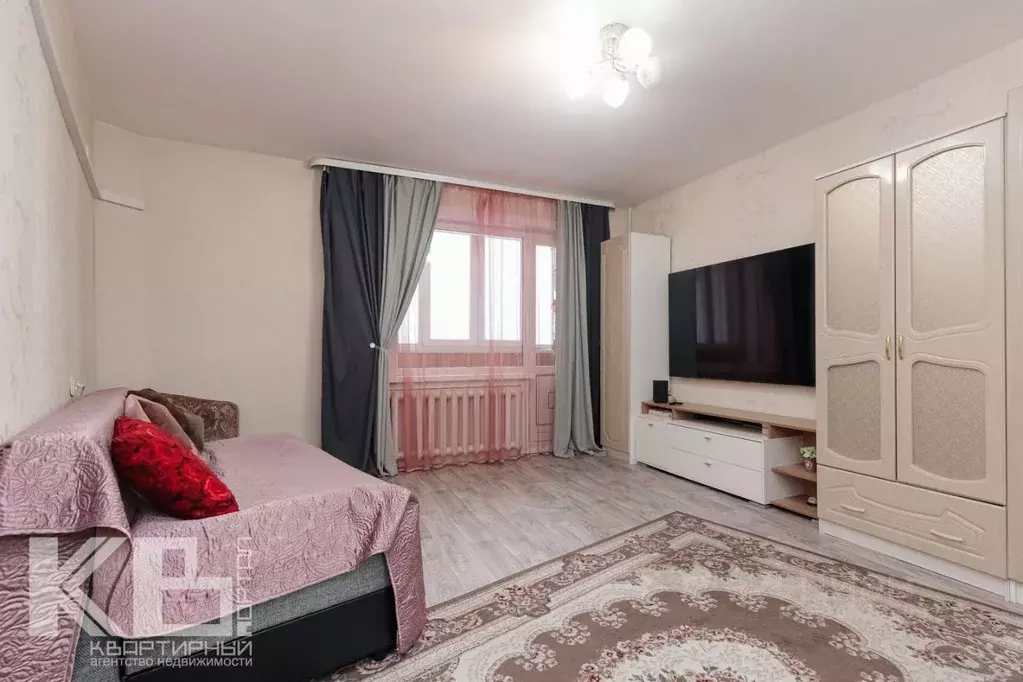 5-к кв. Новосибирская область, Новосибирск ул. Есенина, 12 (87.1 м) - Фото 2