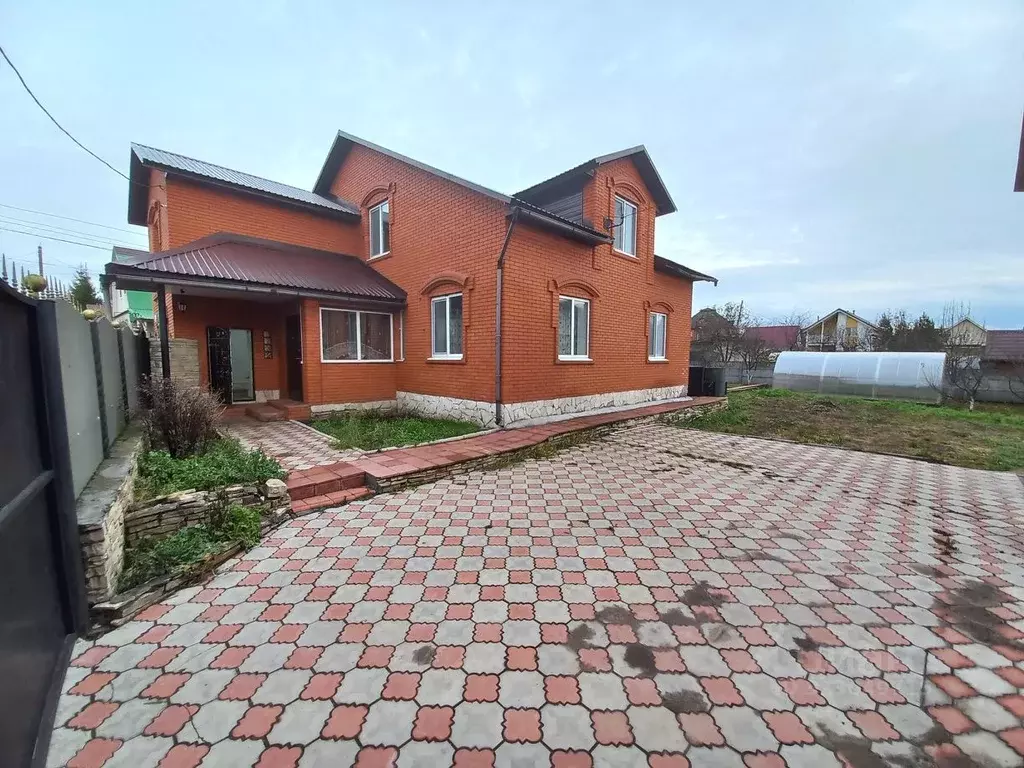 Коттедж в Татарстан, Лаишевский район, Столбищенское с/пос, с. Усады ... - Фото 1