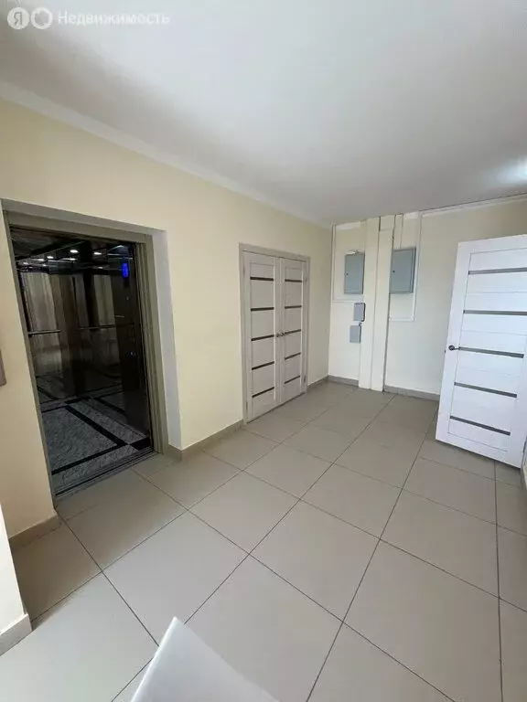 1-комнатная квартира: Якутск, улица Чернышевского, 110А (35 м) - Фото 1