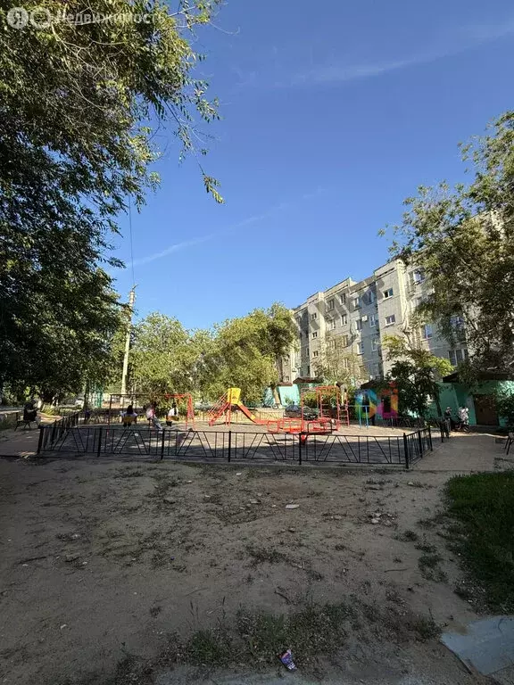 3-комнатная квартира: Элиста, улица Ю. Клыкова, 146 (60 м) - Фото 1