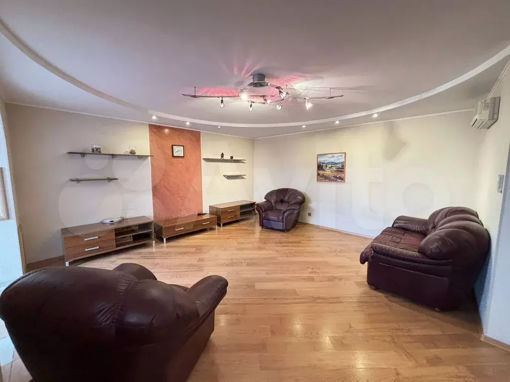 2-к. квартира, 80 м, 9/10 эт. - Фото 1