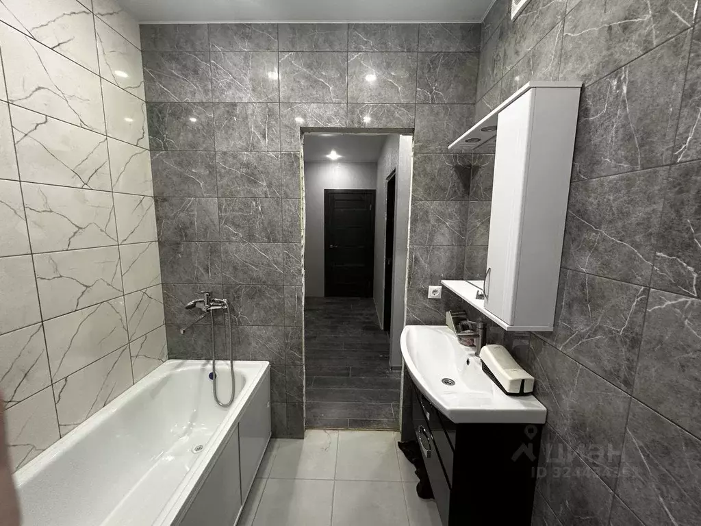 2-к кв. Волгоградская область, Волжский ул. Имени генерала Карбышева, ... - Фото 1