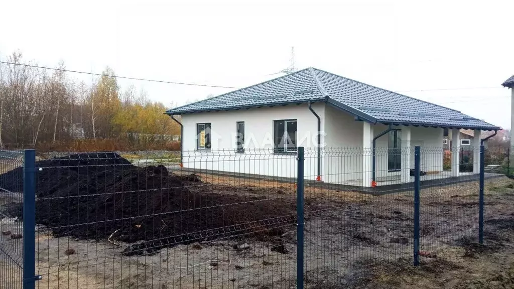 Дом в Калининградская область, Гурьевский муниципальный округ, пос. ... - Фото 1