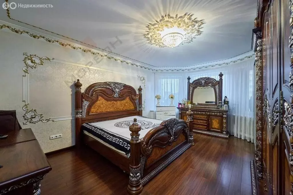4-комнатная квартира: Краснодар, Гаражная улица, 67 (151.4 м) - Фото 1