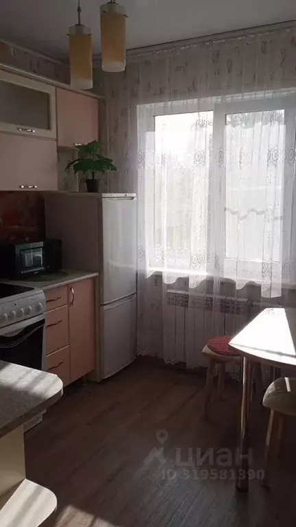2-к кв. Алтайский край, Рубцовск Тракторная ул., 64 (44.0 м) - Фото 0