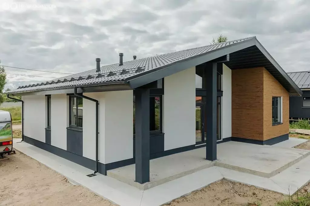 Дом в Кощаковское сельское поселение, деревня Званка (146 м) - Фото 1