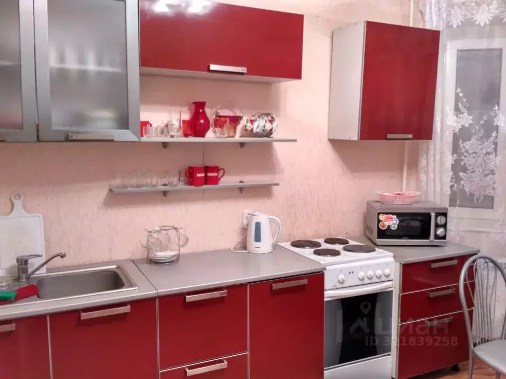 2-к кв. Курская область, Курск просп. Победы, 44 (60.0 м) - Фото 0