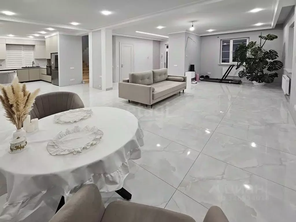 Дом в Крым, Симферопольский район, Трудовское с/пос, Династия кп ул. ... - Фото 1