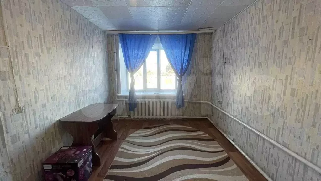 Комната 18 м в 2-к., 2/4 эт. - Фото 0