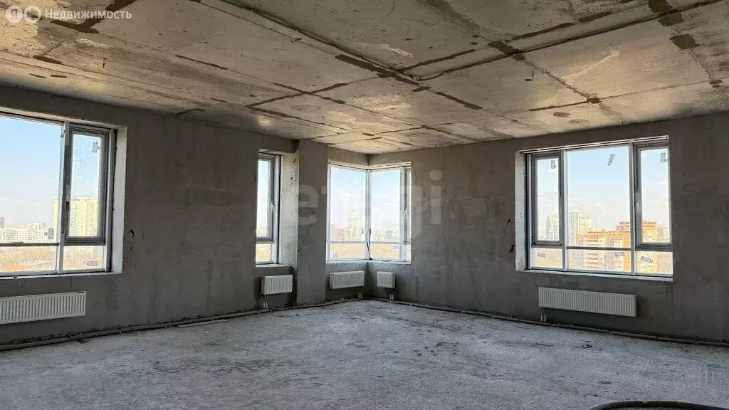 3-комнатная квартира: Москва, Аминьевское шоссе, 6 (90.2 м) - Фото 1
