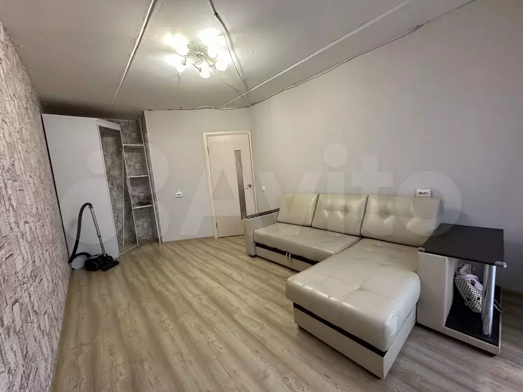 2-к. квартира, 55 м, 2/5 эт. - Фото 0