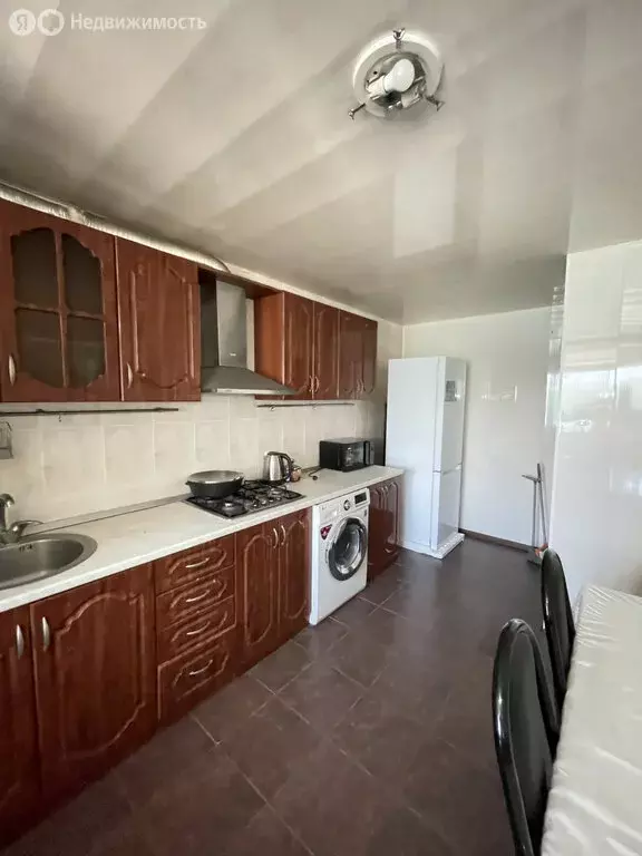 2-комнатная квартира: Нальчик, улица Шогенова, 16А (59 м) - Фото 1