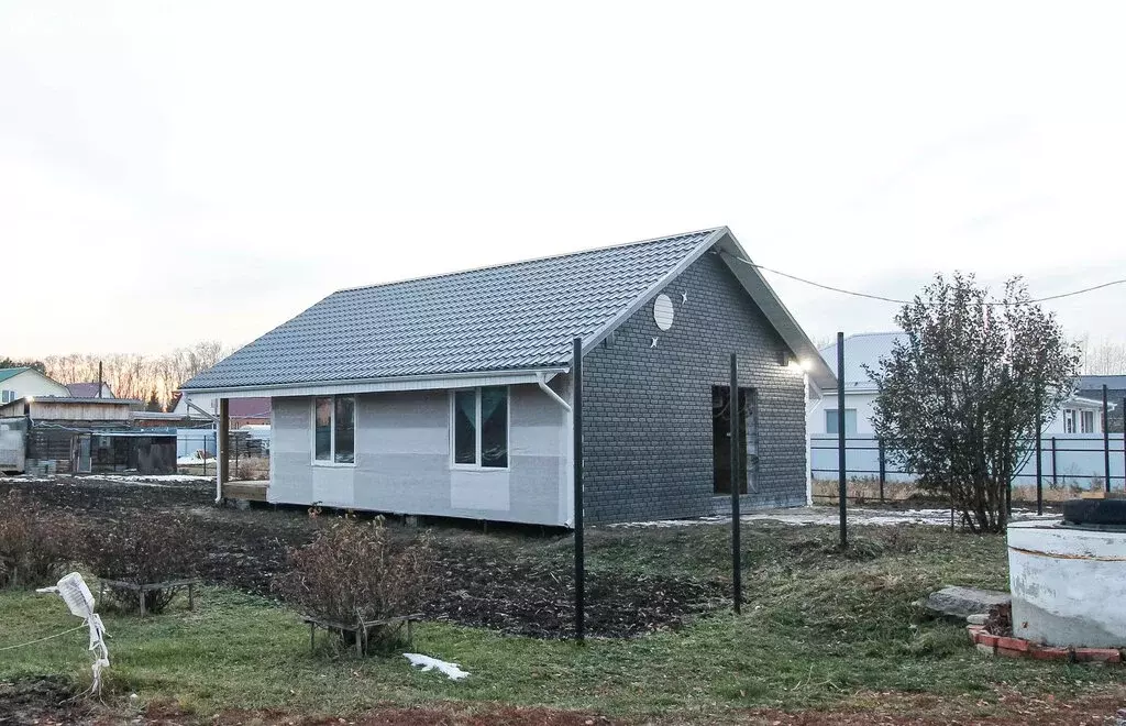 Дом в село Луговое, улица Дружбы (62.9 м) - Фото 0