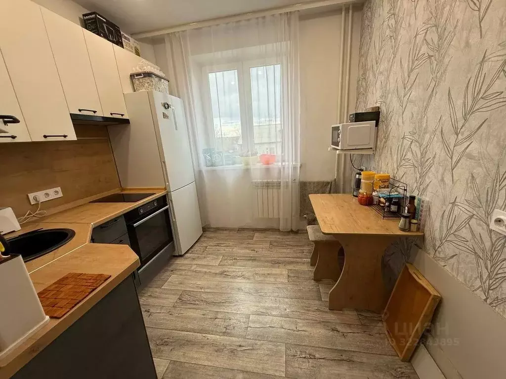 2-к кв. Хакасия, Усть-Абакан рп ул. Урицкого, 4А (52.0 м) - Фото 1