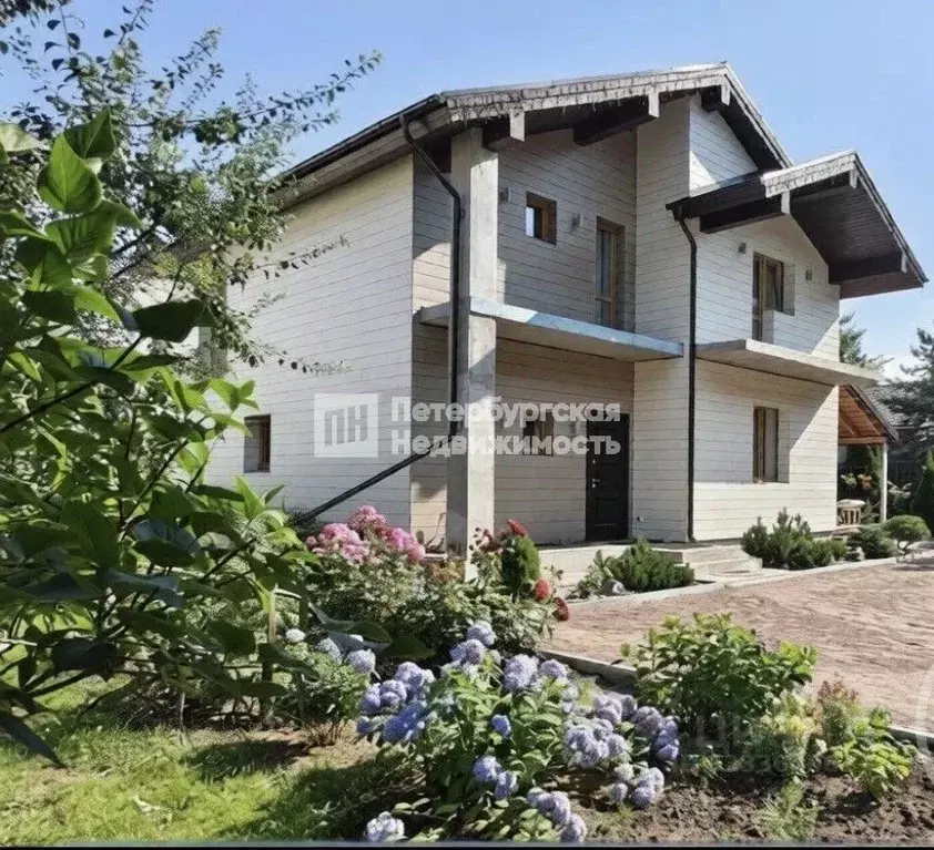 Дом в Санкт-Петербург пос. Стрельна, Заводская ул., 37 (200 м) - Фото 1