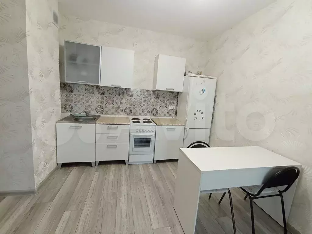 4-к. квартира, 85 м, 6/17 эт. - Фото 1