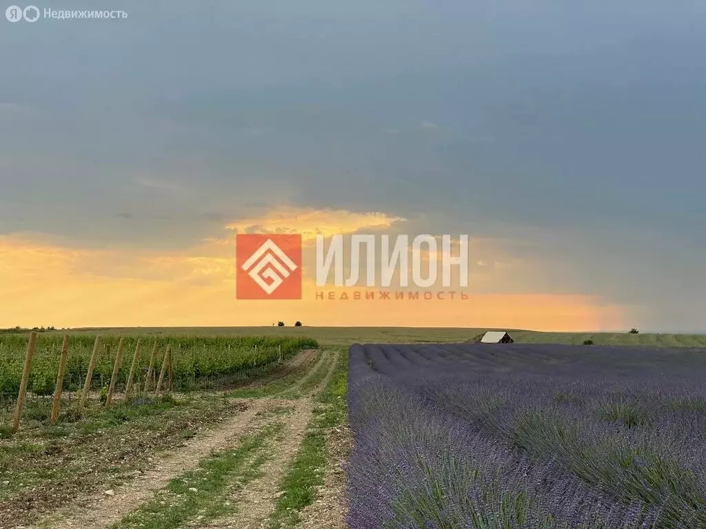 Участок в Бахчисарайский район, село Ароматное (1500 м) - Фото 1