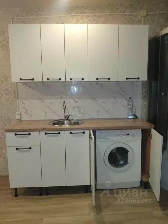 Комната Воронежская область, Воронеж ул. Молодогвардейцев, 12 (18.5 м) - Фото 1