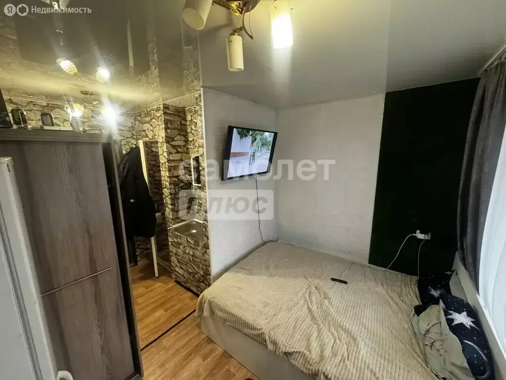 Квартира-студия: Ижевск, улица Коммунаров, 353 (20 м) - Фото 1