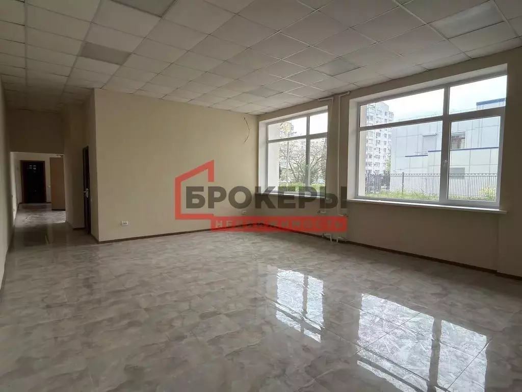Торговая площадь в Севастополь ул. Павла Корчагина, 16 (140 м) - Фото 2