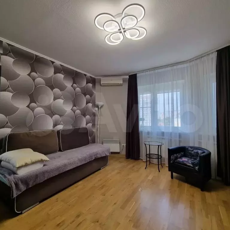 3-к. квартира, 104 м, 10/16 эт. - Фото 1