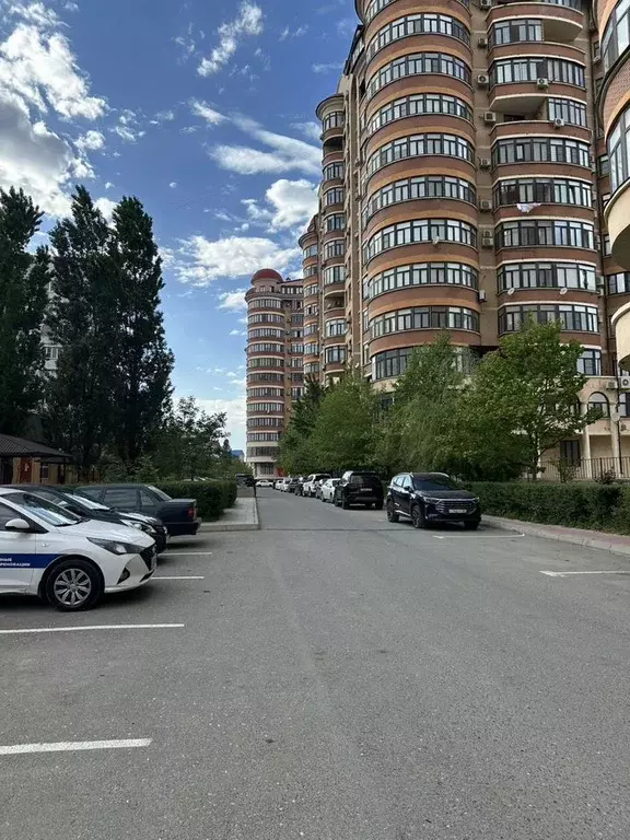 3-к кв. Дагестан, Махачкала ул. Каримова (130.0 м) - Фото 1