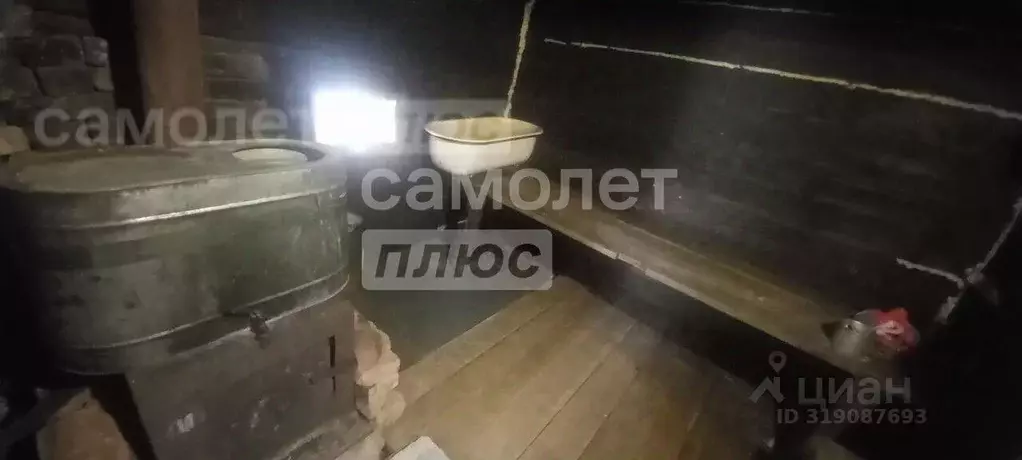 Дом в Свердловская область, Артемовский муниципальный округ, пос. ... - Фото 0