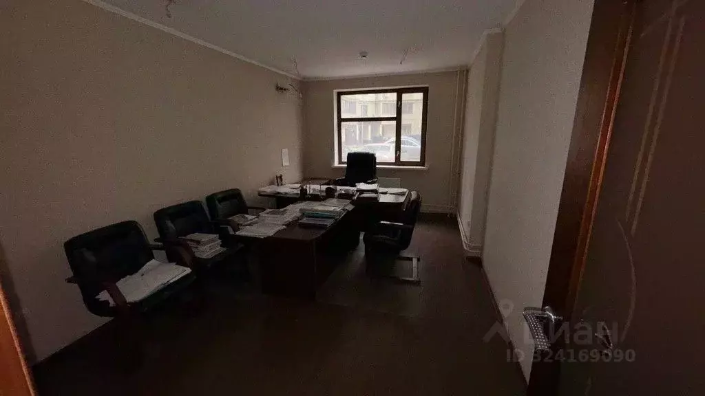 Офис в Татарстан, Казань Волочаевская ул., 4 (190 м) - Фото 1