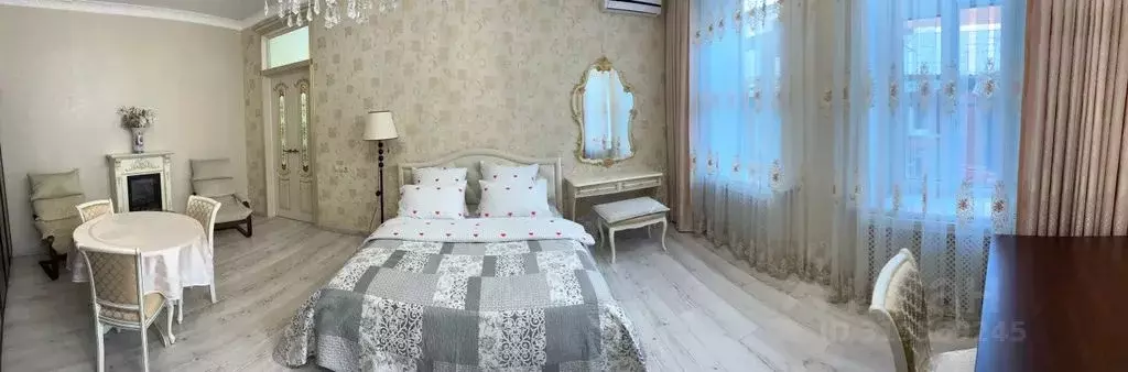 1-к кв. Краснодарский край, Краснодар Красная ул., 102 (61.0 м) - Фото 0