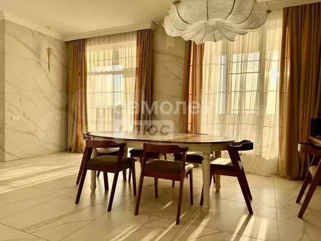 Дом 367 м на участке 6 сот. - Фото 0