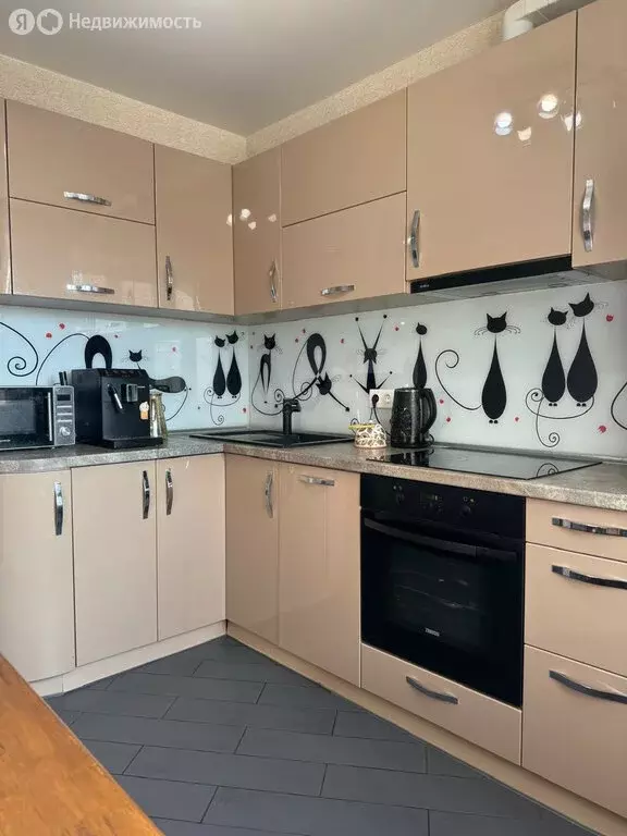 4-комнатная квартира: Новосибирск, улица Чкалова, 74 (73.3 м) - Фото 0