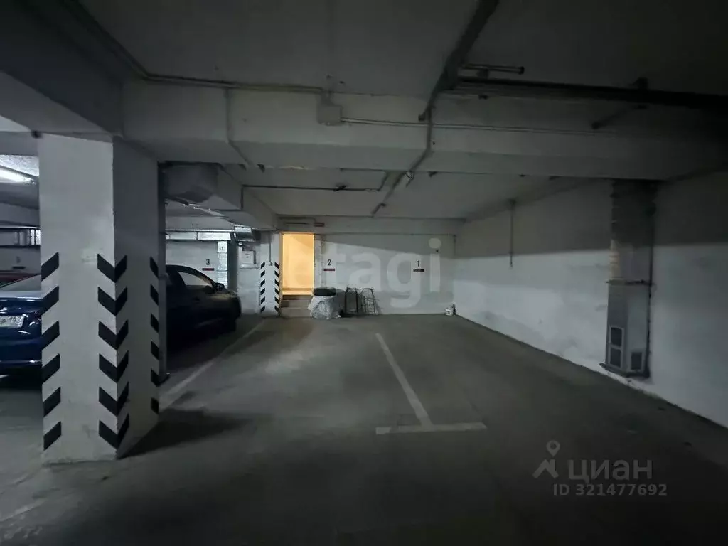 Гараж в Крым, Алушта ул. Школьная (15 м) - Фото 2