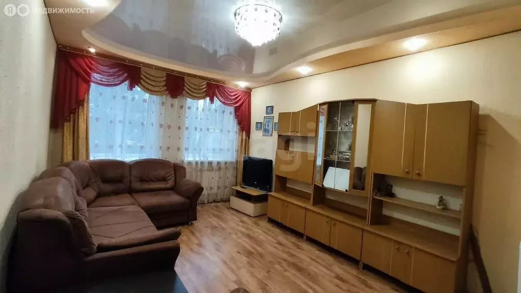 2-комнатная квартира: Ирбит, Советская улица, 121 (47 м) - Фото 1