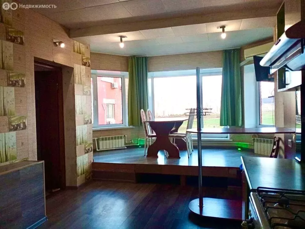 2-комнатная квартира: Анапа, улица Ленина, 213 (87 м) - Фото 1