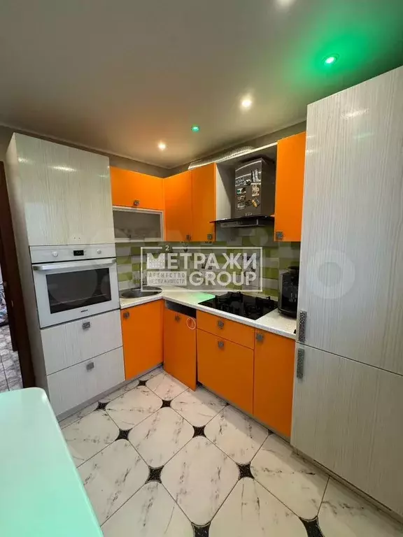 2-к. квартира, 50 м, 6/9 эт. - Фото 0