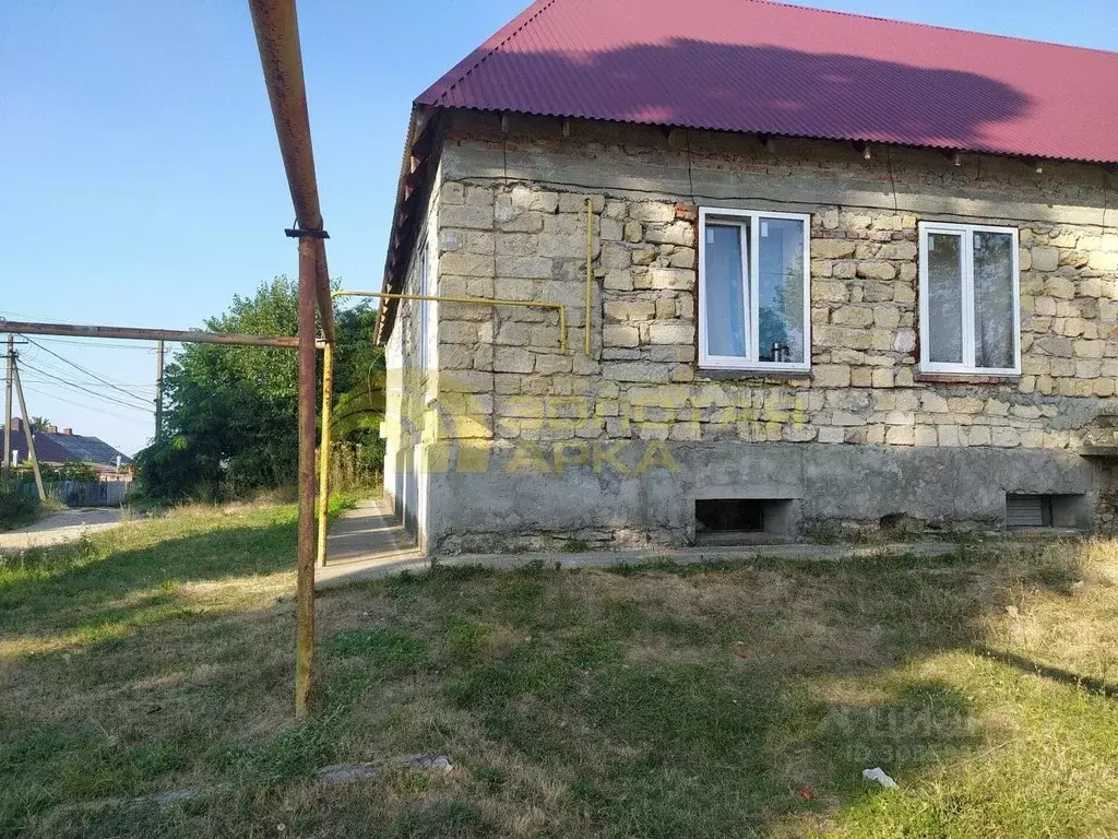 Дом в Краснодарский край, Крымский район, Молдаванское с/пос, пос. ... - Фото 2