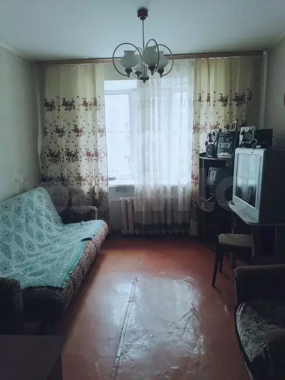 Комната 17 м в 8-к., 2/9 эт. - Фото 1