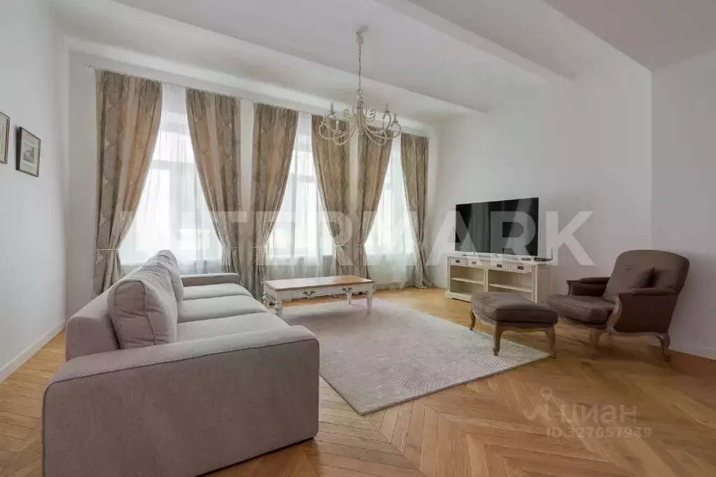 3-к кв. Москва Никольская ул., 10/2С2б (125.0 м) - Фото 2