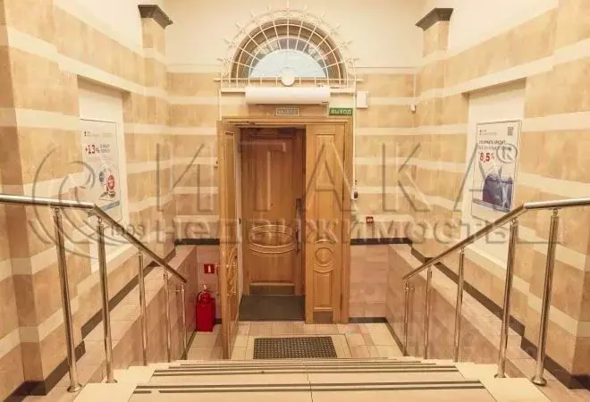 Помещение свободного назначения в Санкт-Петербург просп. ... - Фото 2