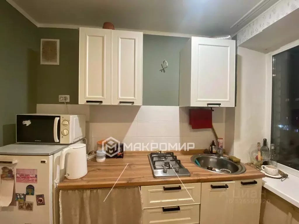 2-к кв. Брянская область, Брянск ул. Луначарского, 12 (43.9 м) - Фото 1