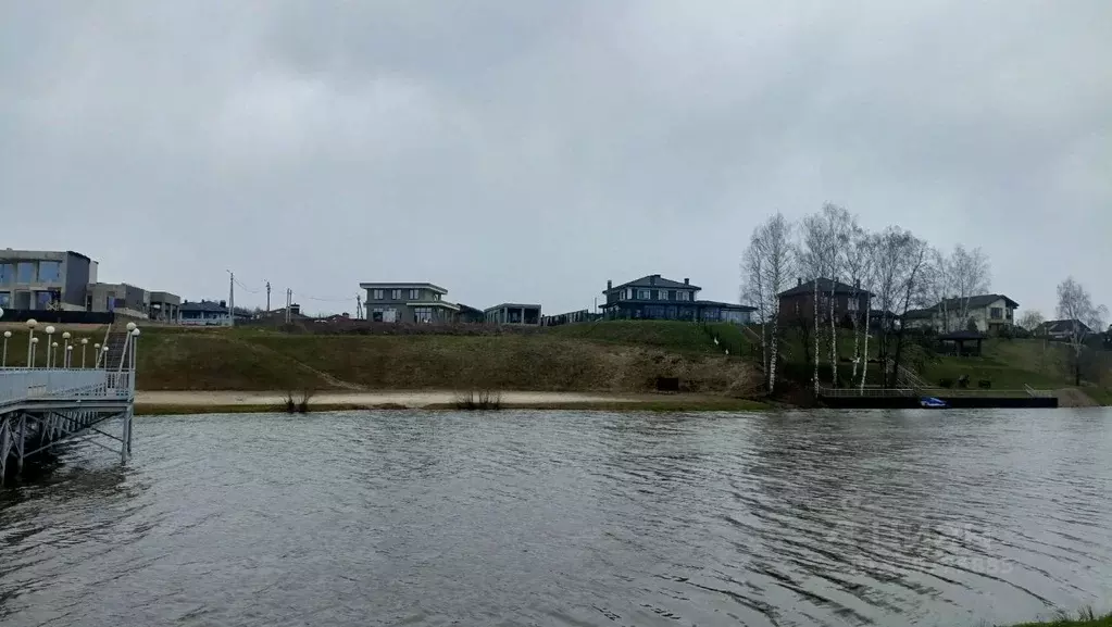Участок в Московская область, Можайский муниципальный округ, д. ... - Фото 2